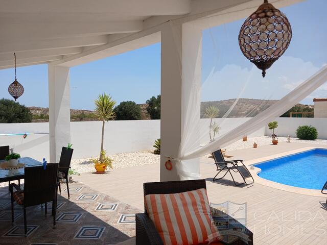 Villa Perfecta : Resale Villa for Sale in Partaloa, Almería