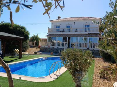 Villa Xanadu: Resale Villa in Albox, Almería